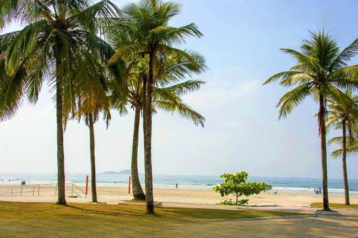 Alegria na praia Guarujá Exterior foto